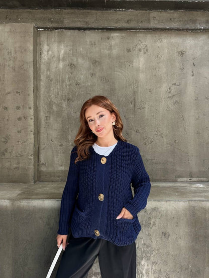 جرزة كحلي بأزرار ذهبي - KP4247