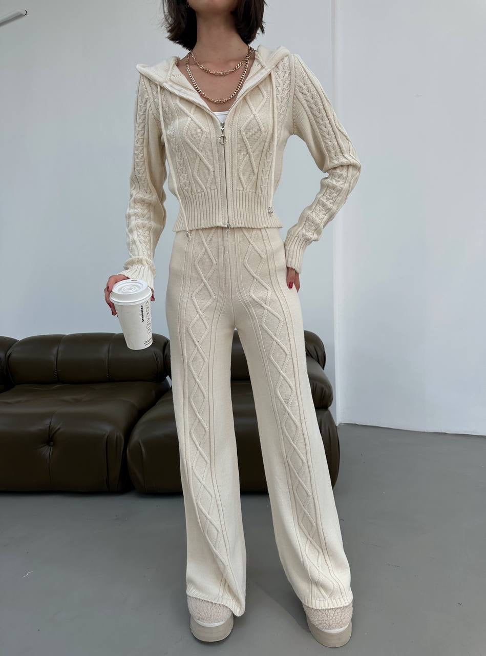 طقم مجدل جرزة بسحاب مع بنطلون بيج - KP1366