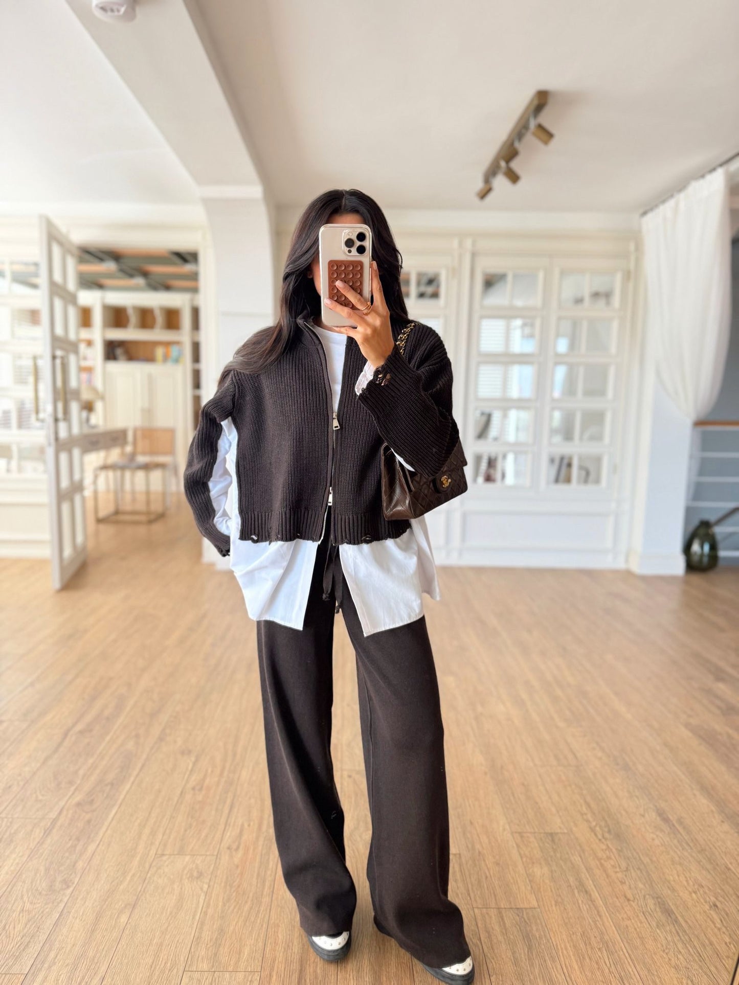 طقم بني بسحاب - KP1435