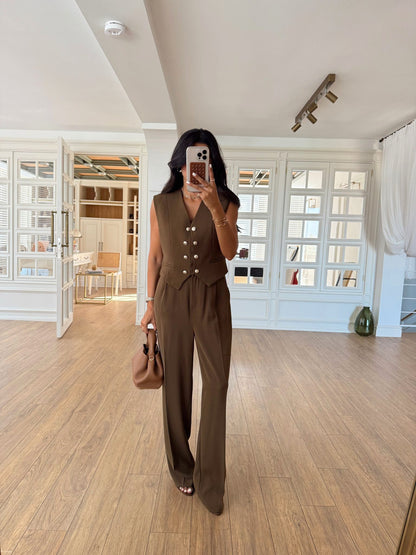 طقم ڤيست مع بنطلون زيتي - KP1345