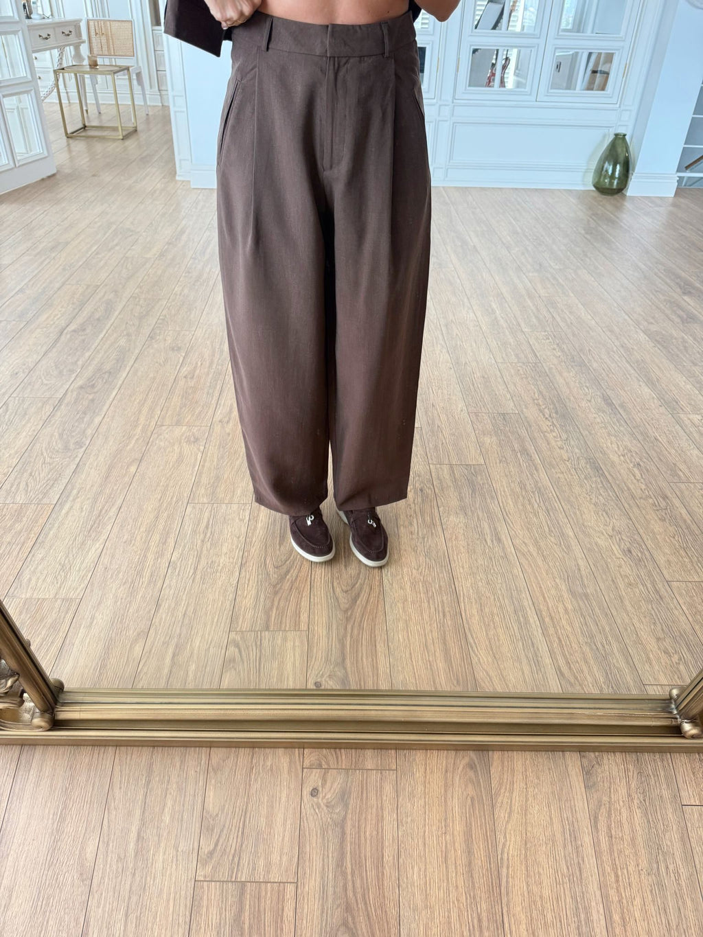 طقم قميص بحزام مع بنطلون بني - KP1612