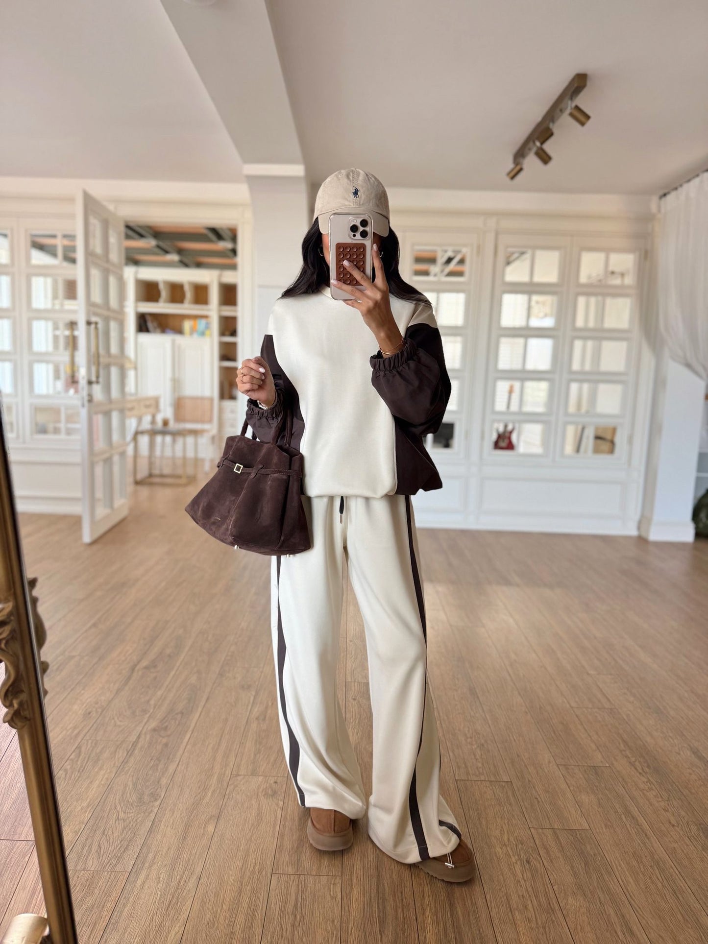 طقم تريننج بني وبيج - KP1450