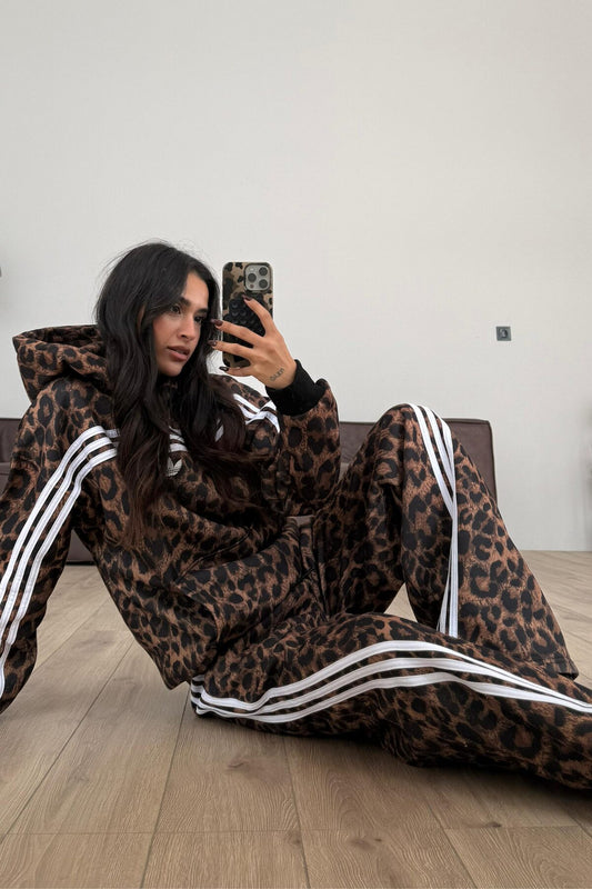 طقم نمري اديداس Adidas  - KP1486