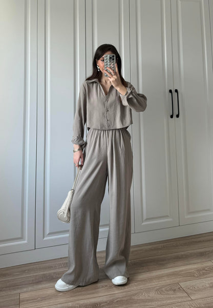 طقم قميص مع بنطلون بيج غامق - KP1327