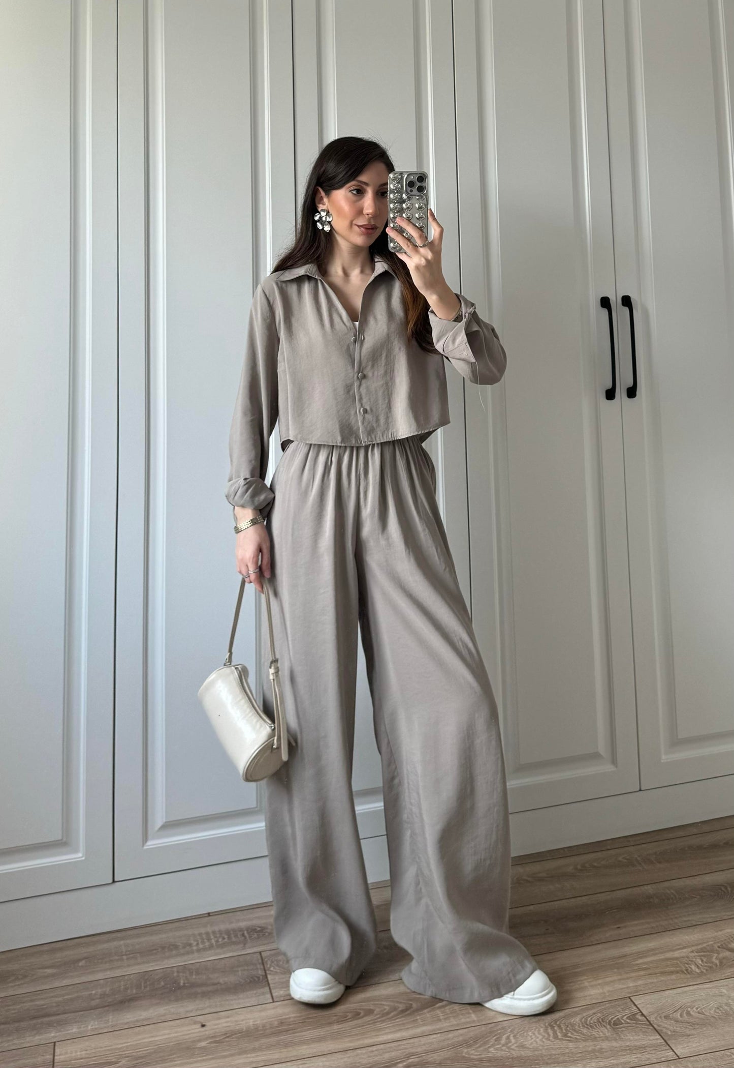 طقم قميص مع بنطلون بيج غامق - KP1327