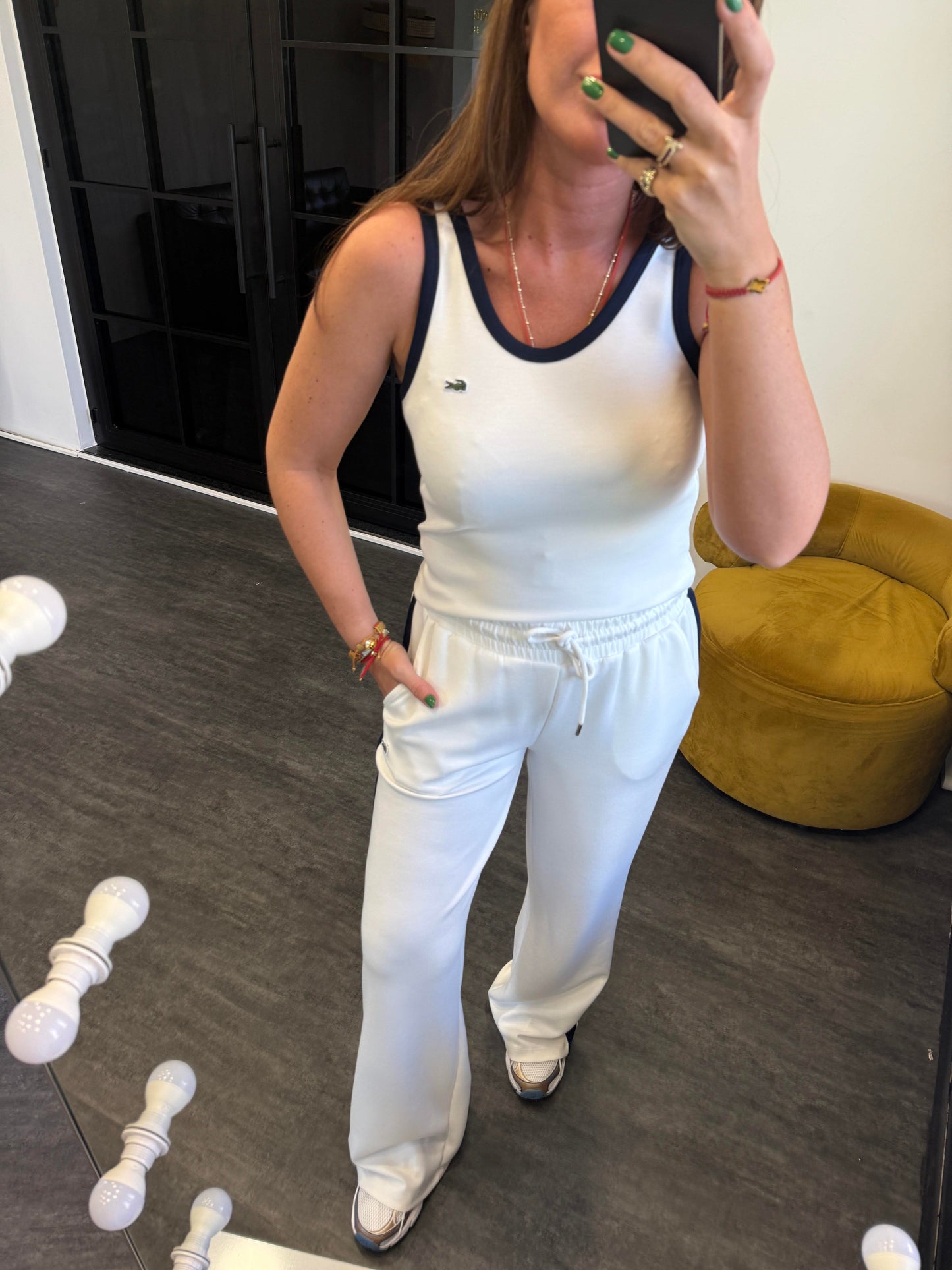 طقم لاكوست ابيض - KP1277