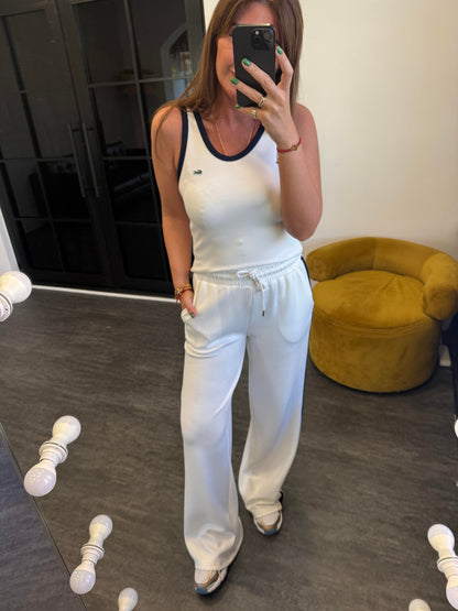 طقم لاكوست ابيض - KP1277