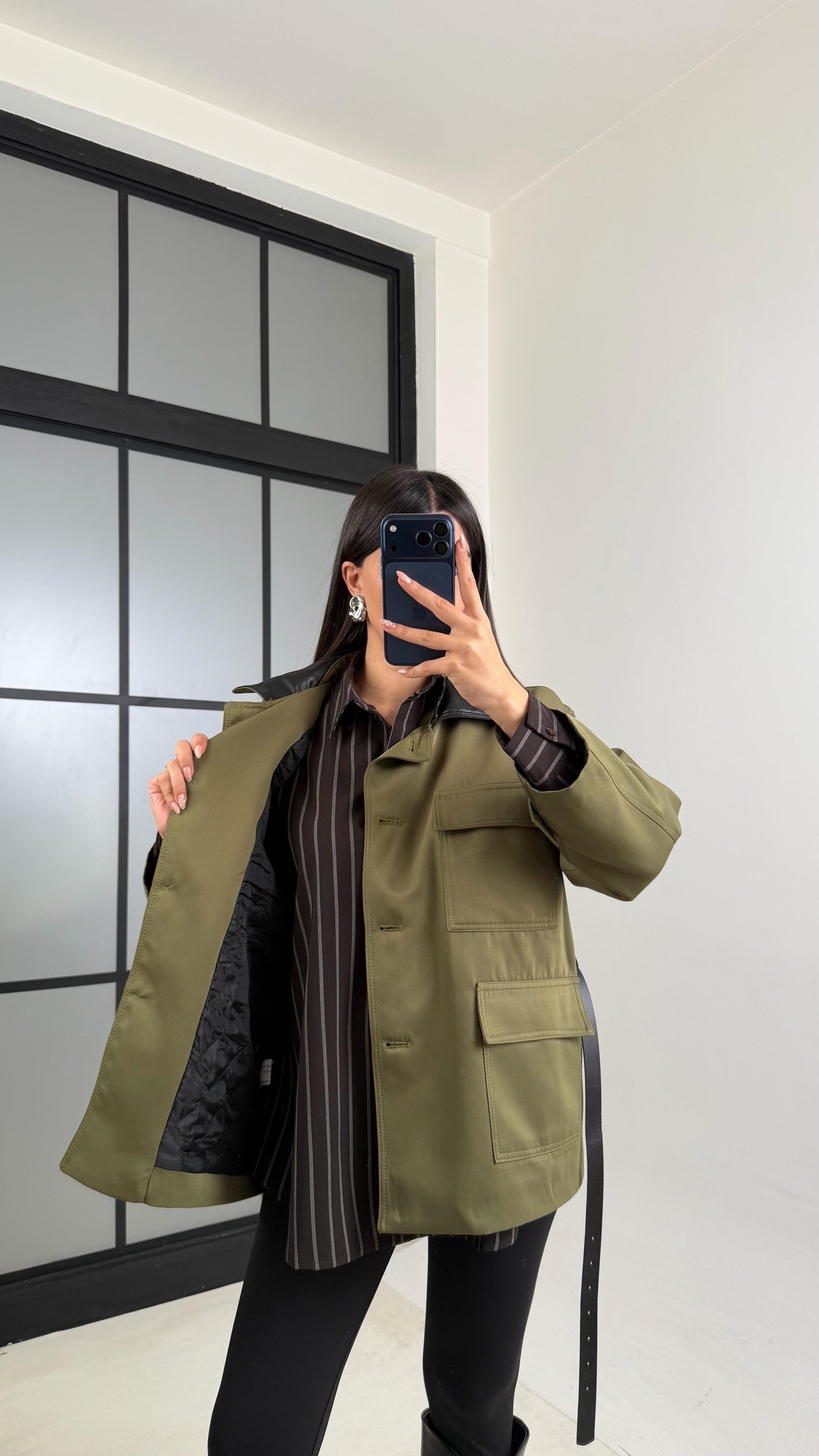 جكيت زيتي بحزام - KP7172