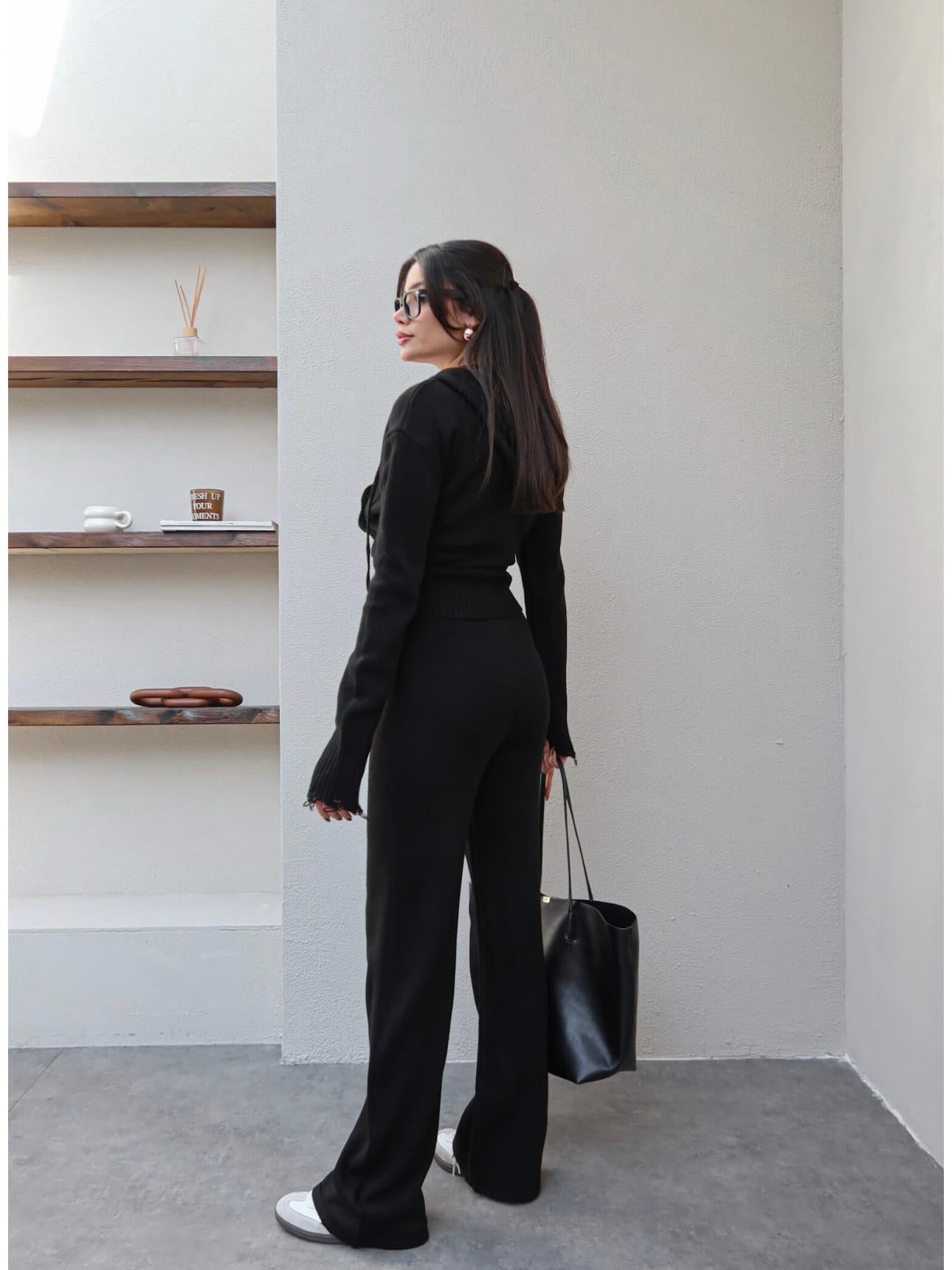 طقم جرزة مع بنطلون اسود - KP1477