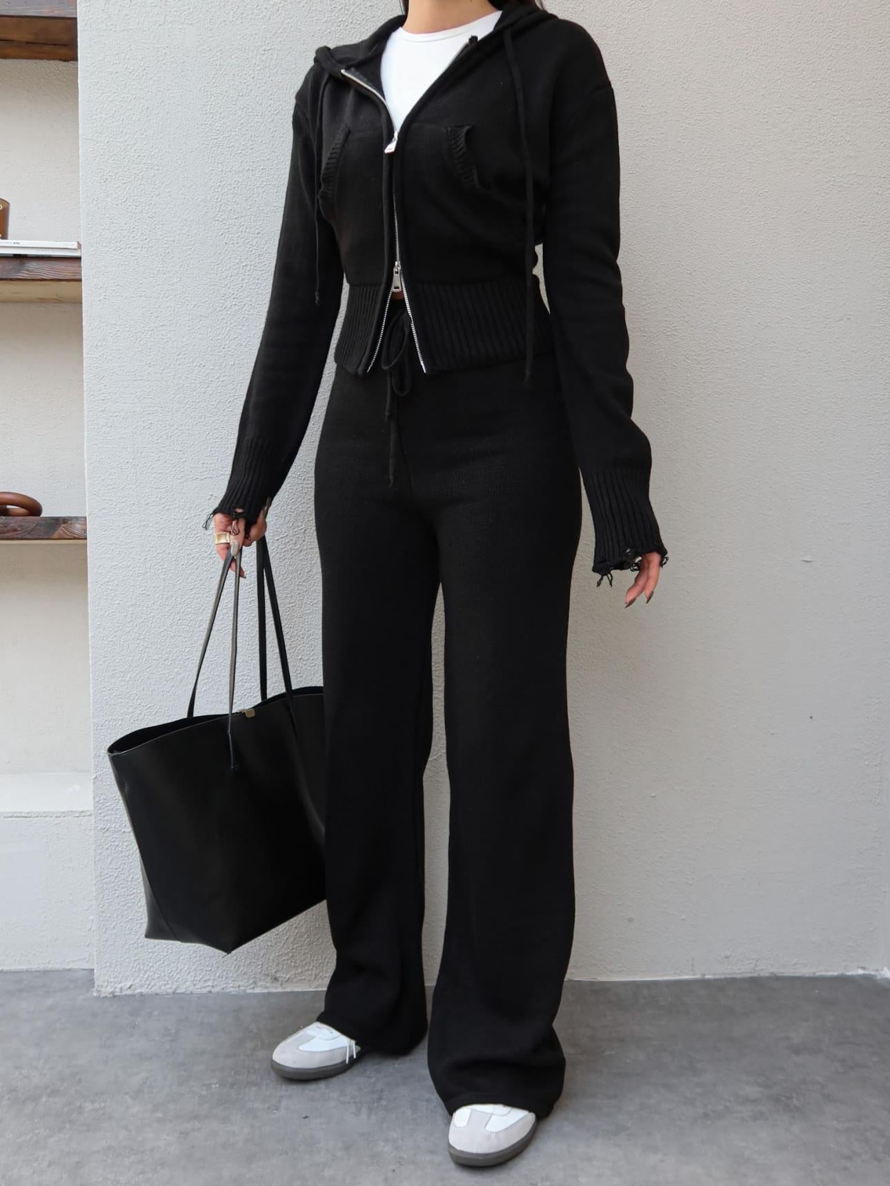 طقم جرزة مع بنطلون اسود - KP1477