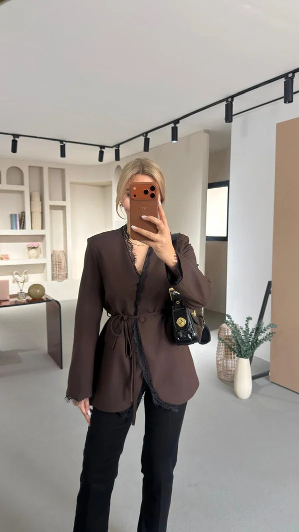 بليزر ربط بني دانتيل - KP7219