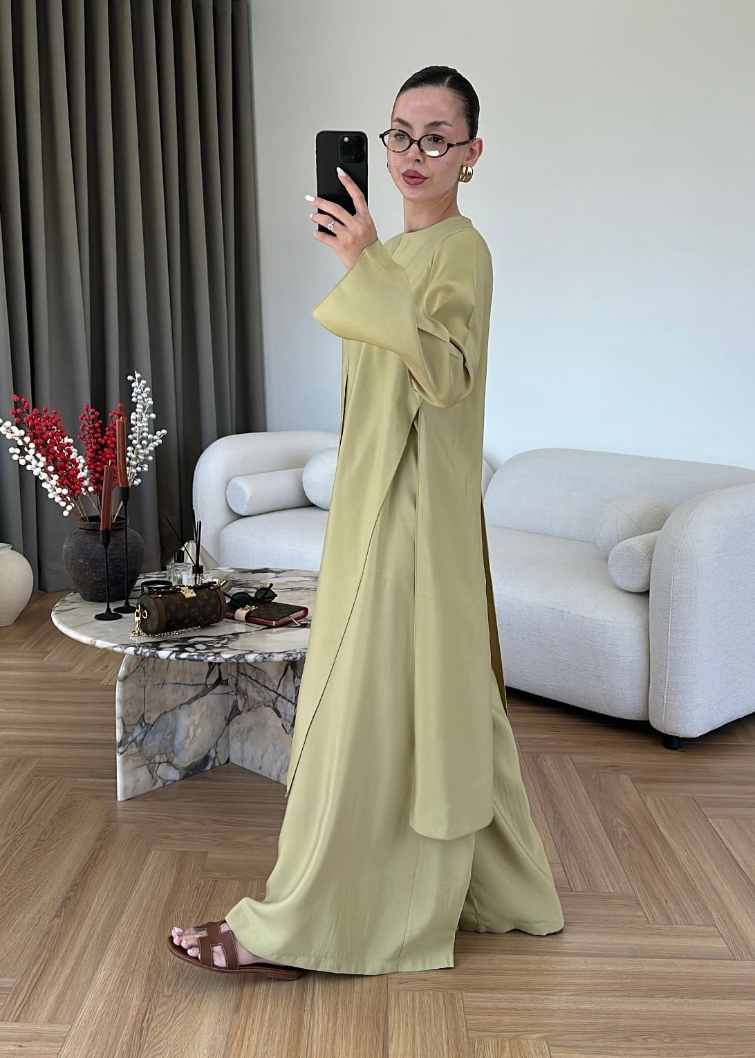 طقم بلوزة طويلة مع بنطلون فستقي - KP1629