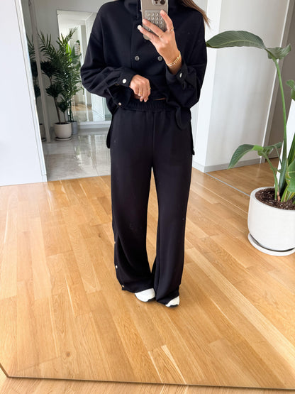 طقم اسود بقبة وكبسات - KP1429