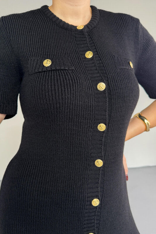 فستان اسود بأزرار ذهبية - KP2228