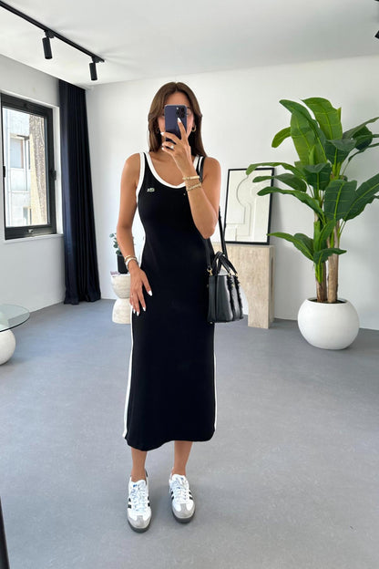 فستان لاكوست اسود - KP2134