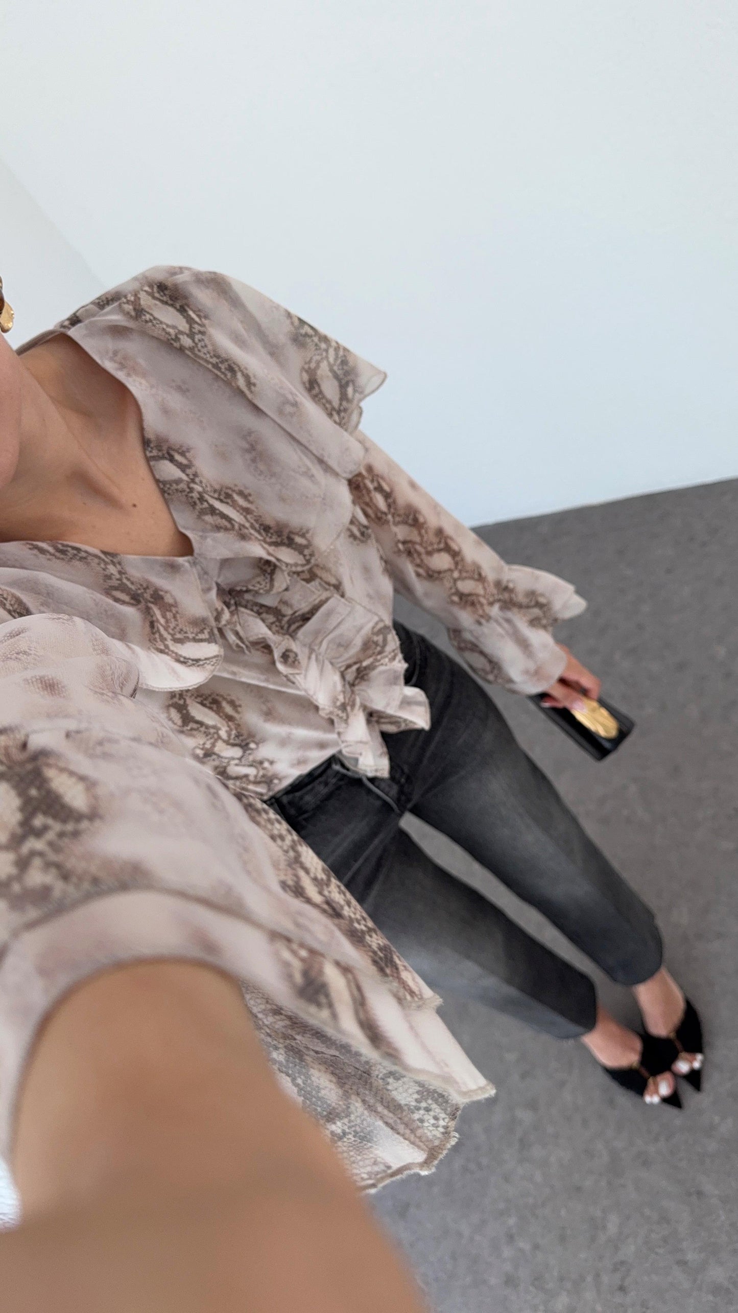 قميص شيفون بيج - KP4267