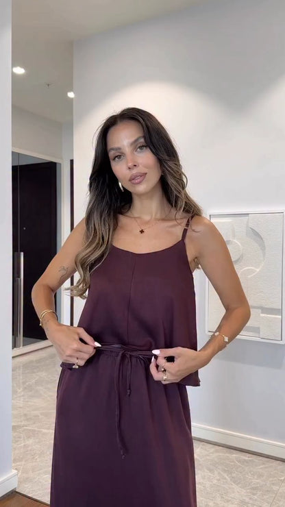 طقم بلوزة مع تنورة عنابي - KP1342