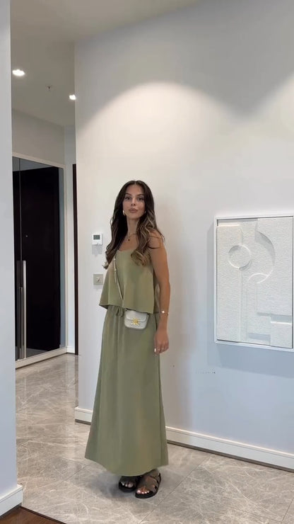 طقم بلوزة مع تنورة اخضر - KP1342