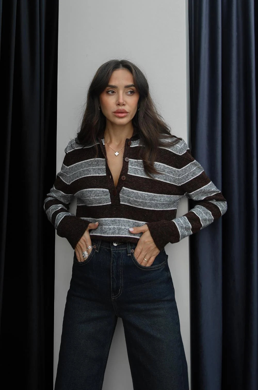 بلوزة مخططة بني وسكني - KP4355