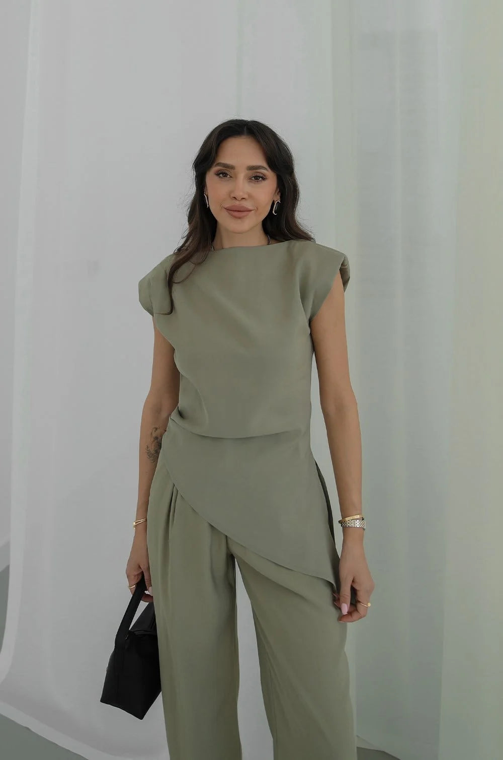طقم بلوزة مع بنطلون اخضر - KP1559
