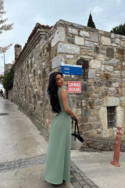 طقم تنورة مع بلوزة زيتي - KP1217