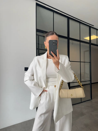 طقم بليزر مع بنطلون ابيض - KP1385