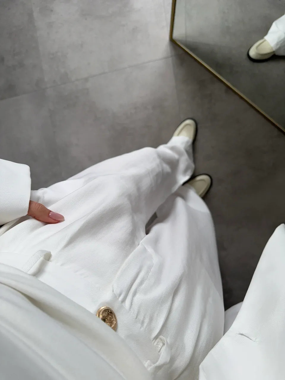 طقم بليزر مع بنطلون ابيض - KP1385