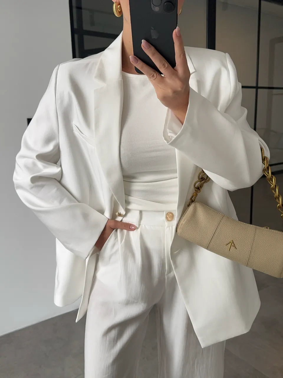 طقم بليزر مع بنطلون ابيض - KP1385