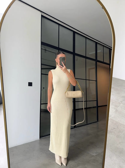 طقم جرزة مع فستان بيج - KP1411