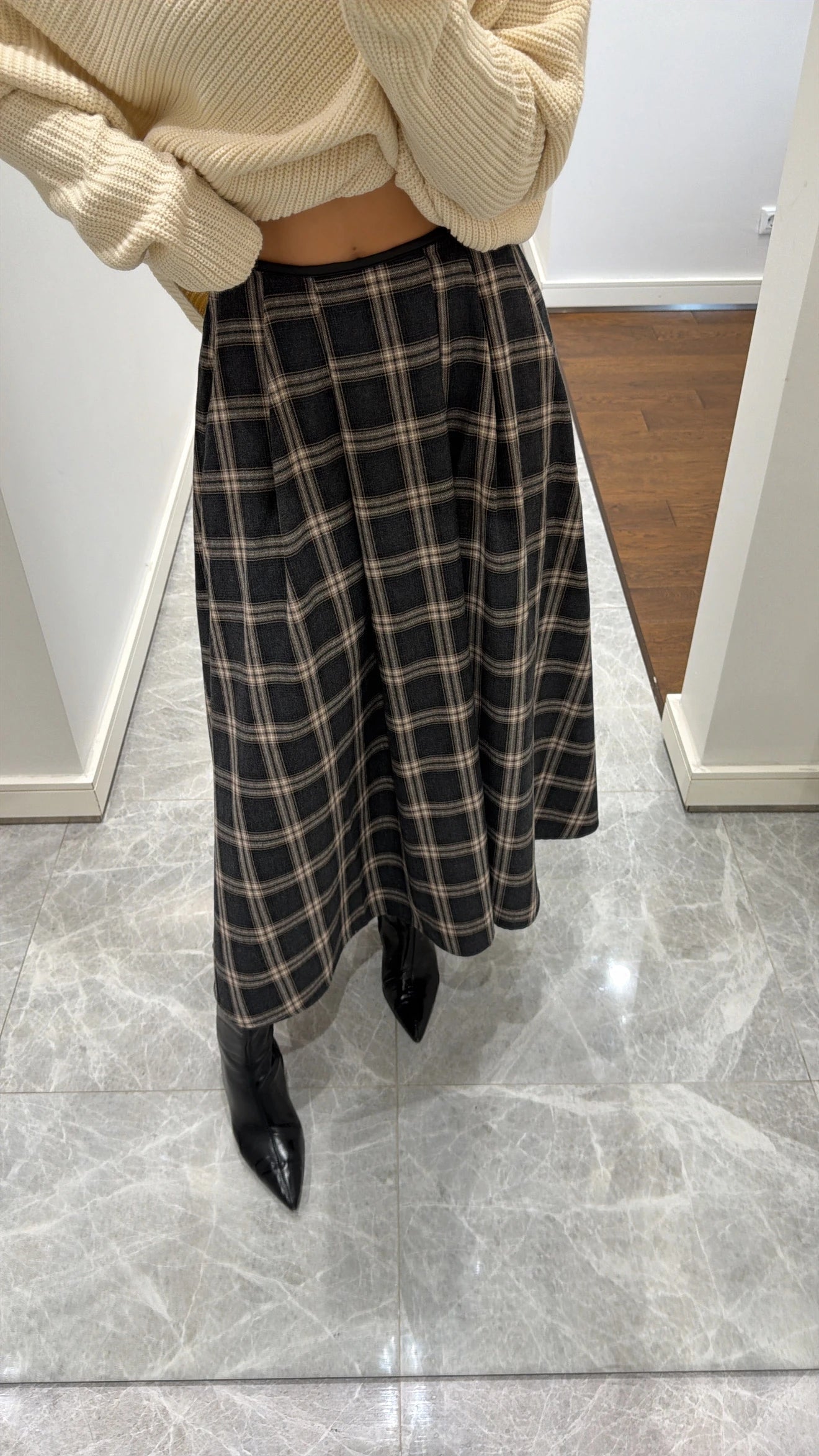 تنورة كاروهات - KP6020