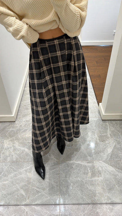 تنورة كاروهات - KP6020