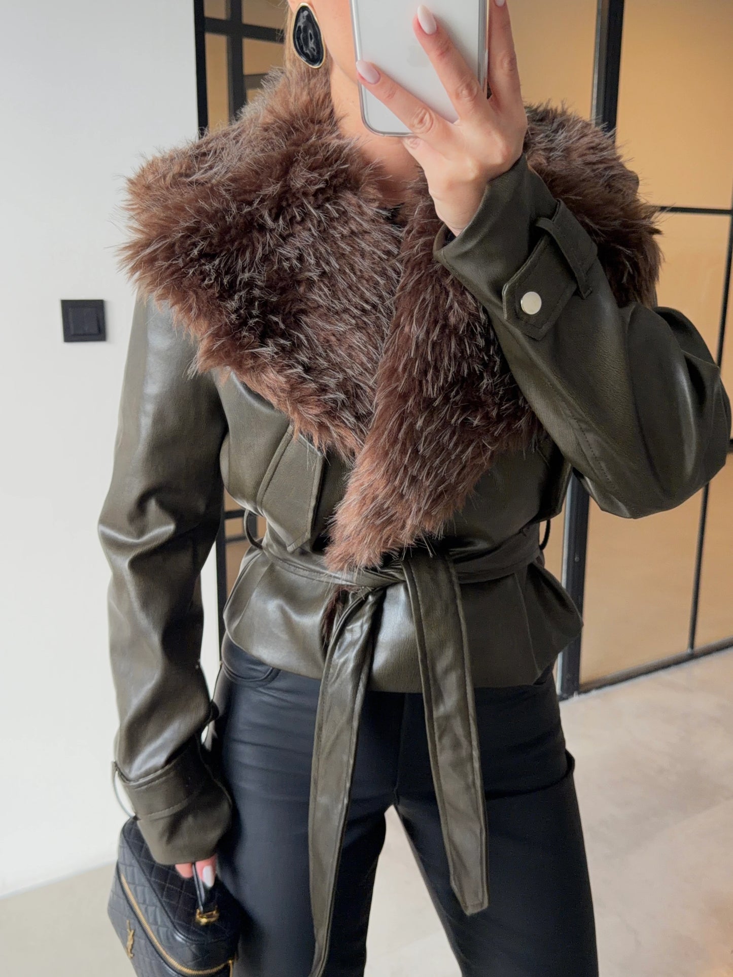 جكيت جلد زيتي فرو - KP7097