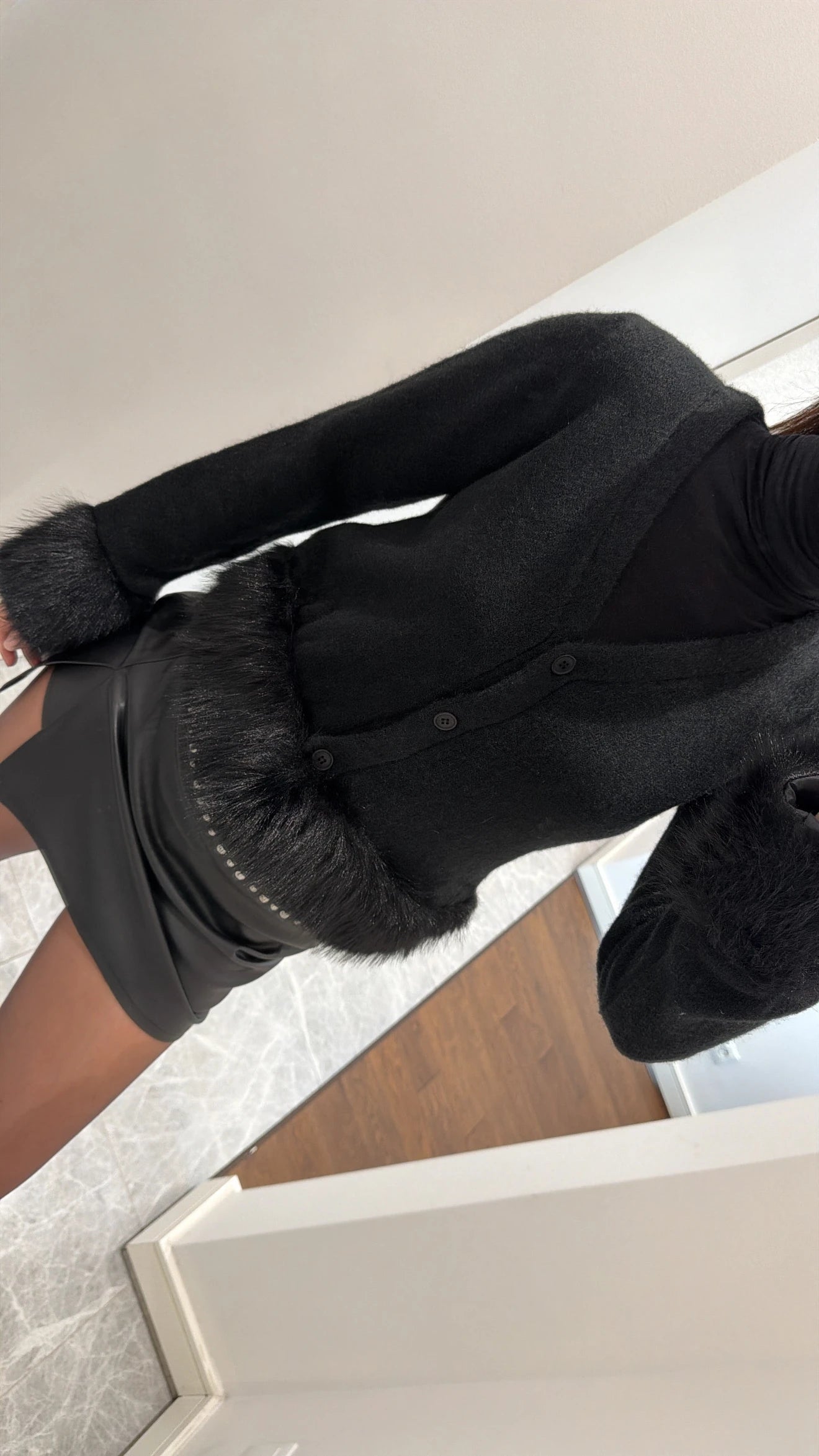 جرزة اسود فرو - KP4356