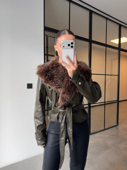 جكيت جلد زيتي فرو - KP7097