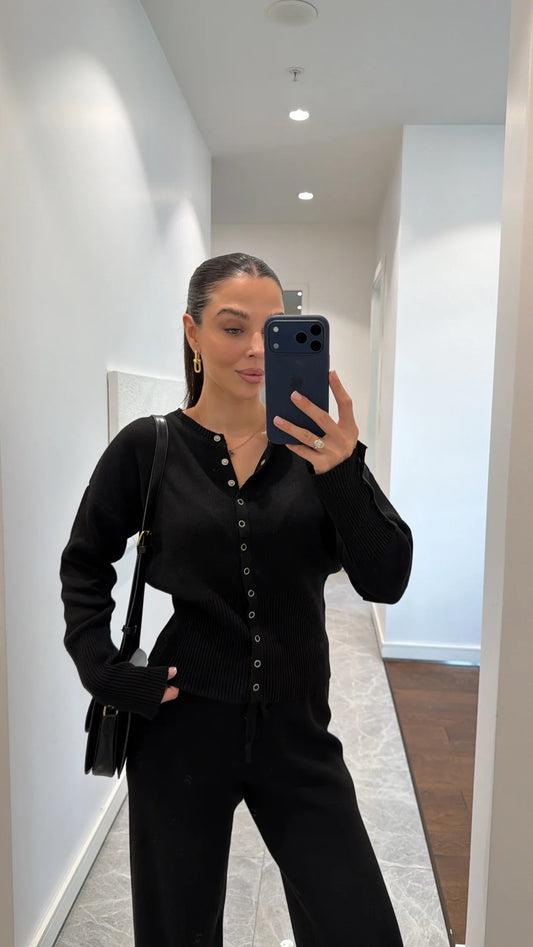 طقم عملي اسود بأزرار - KP1474