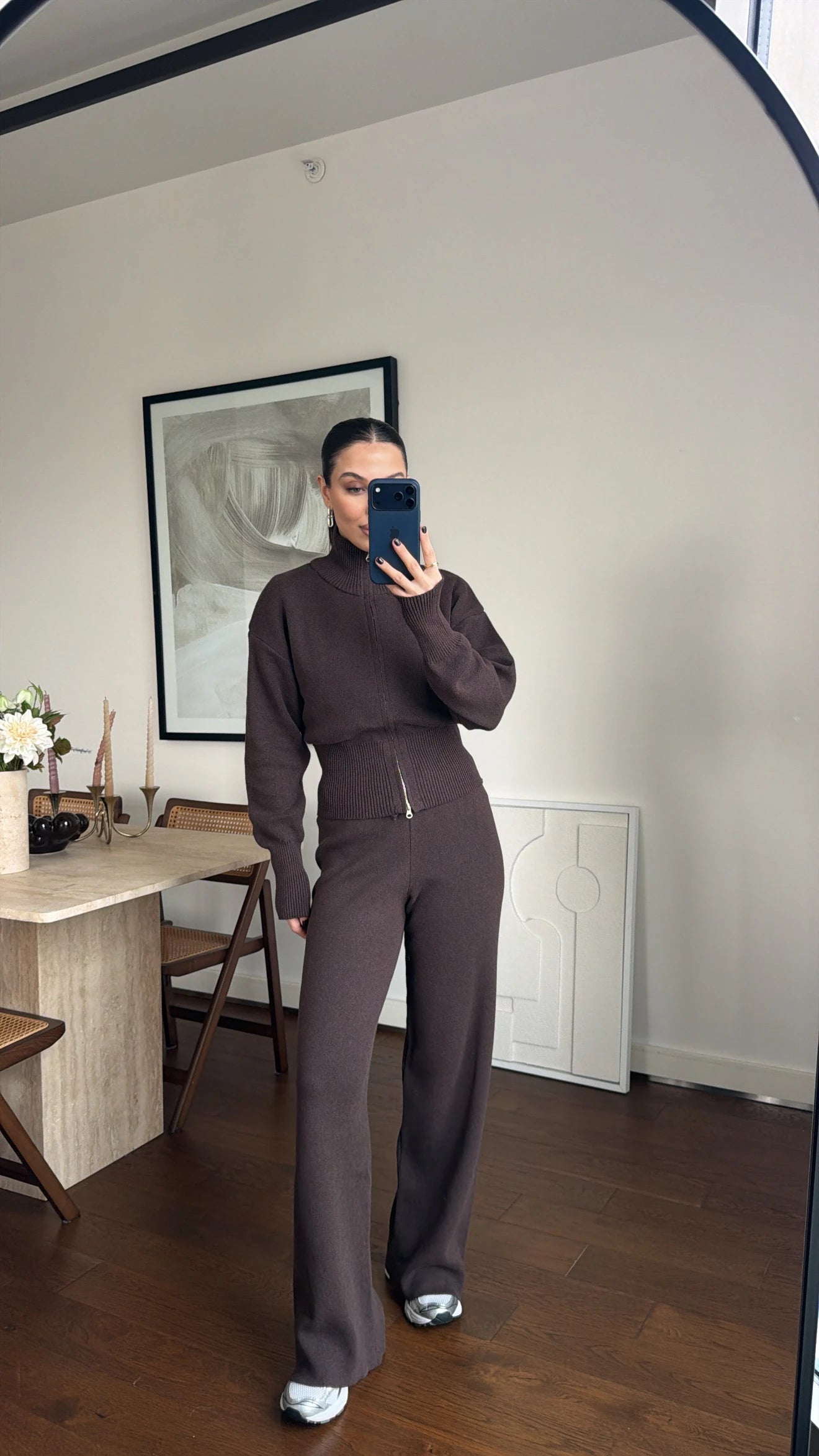 طقم بسحاب بني - KP1514