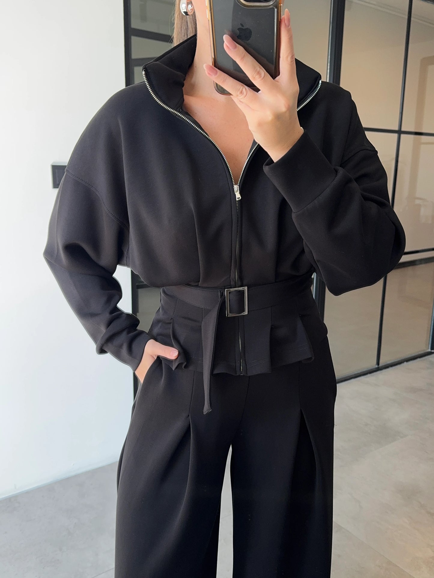 طقم اسود جكيت بحزام مع بنطلون - KP1414
