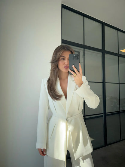 طقم رسمي ابيض - KP1176