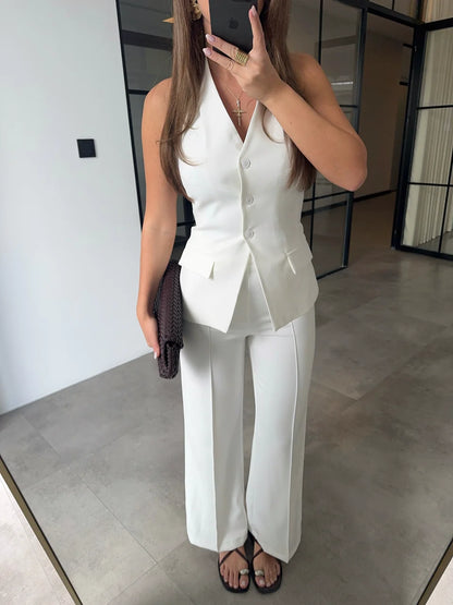طقم ڤيست مع بنطلون ابيض - KP1068