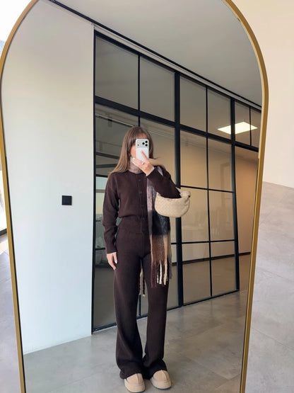 طقم بني بأزرار - KP1439