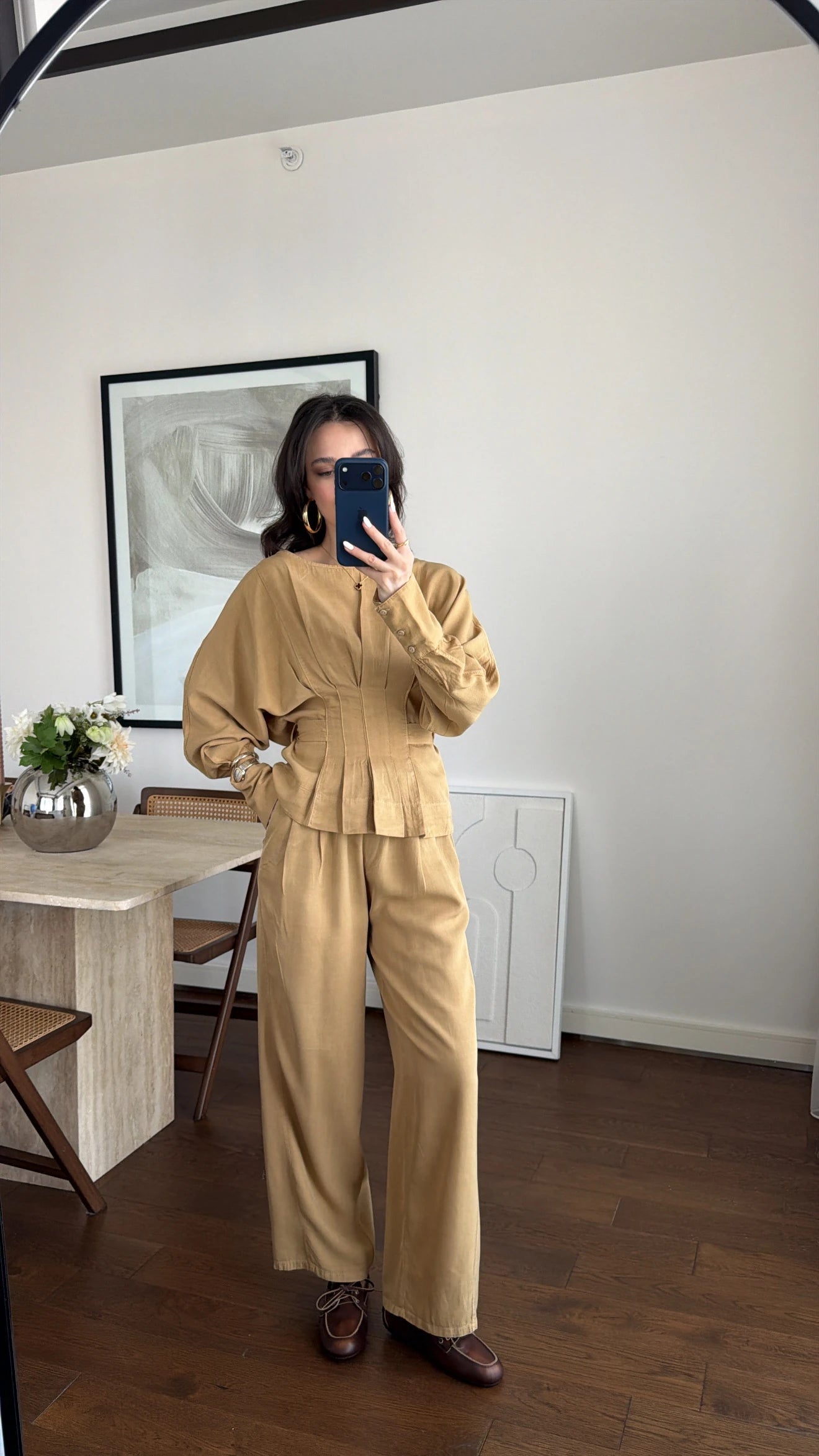 طقم بلوزة بربطة مع بنطلون كاميل - KP1553