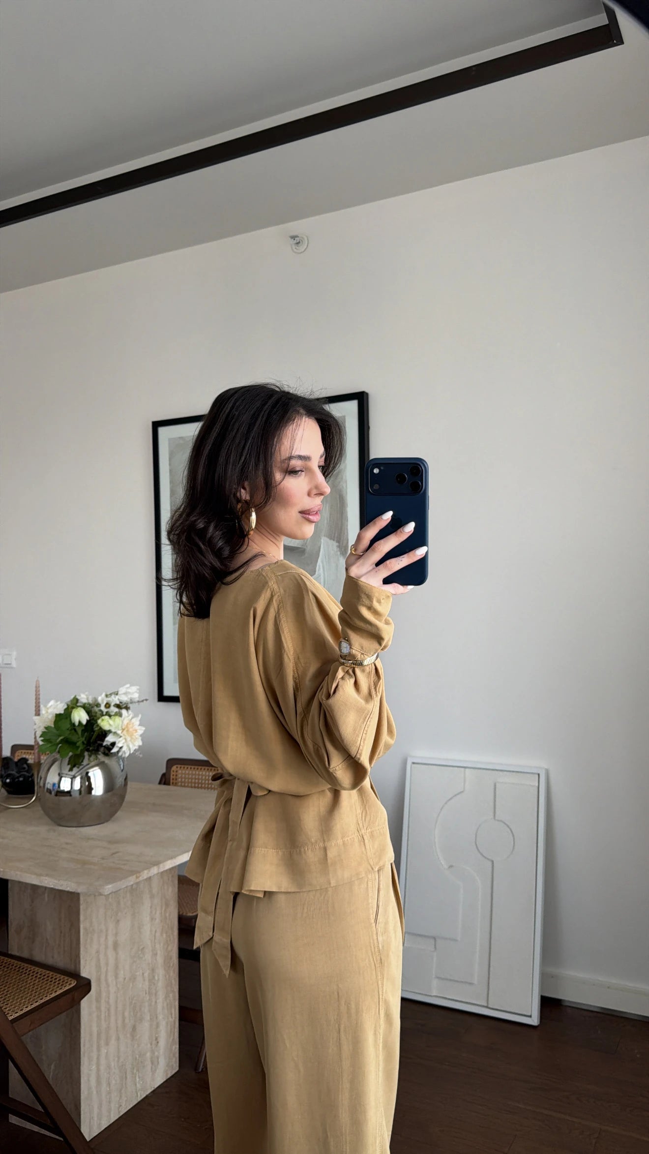 طقم بلوزة بربطة مع بنطلون كاميل - KP1553