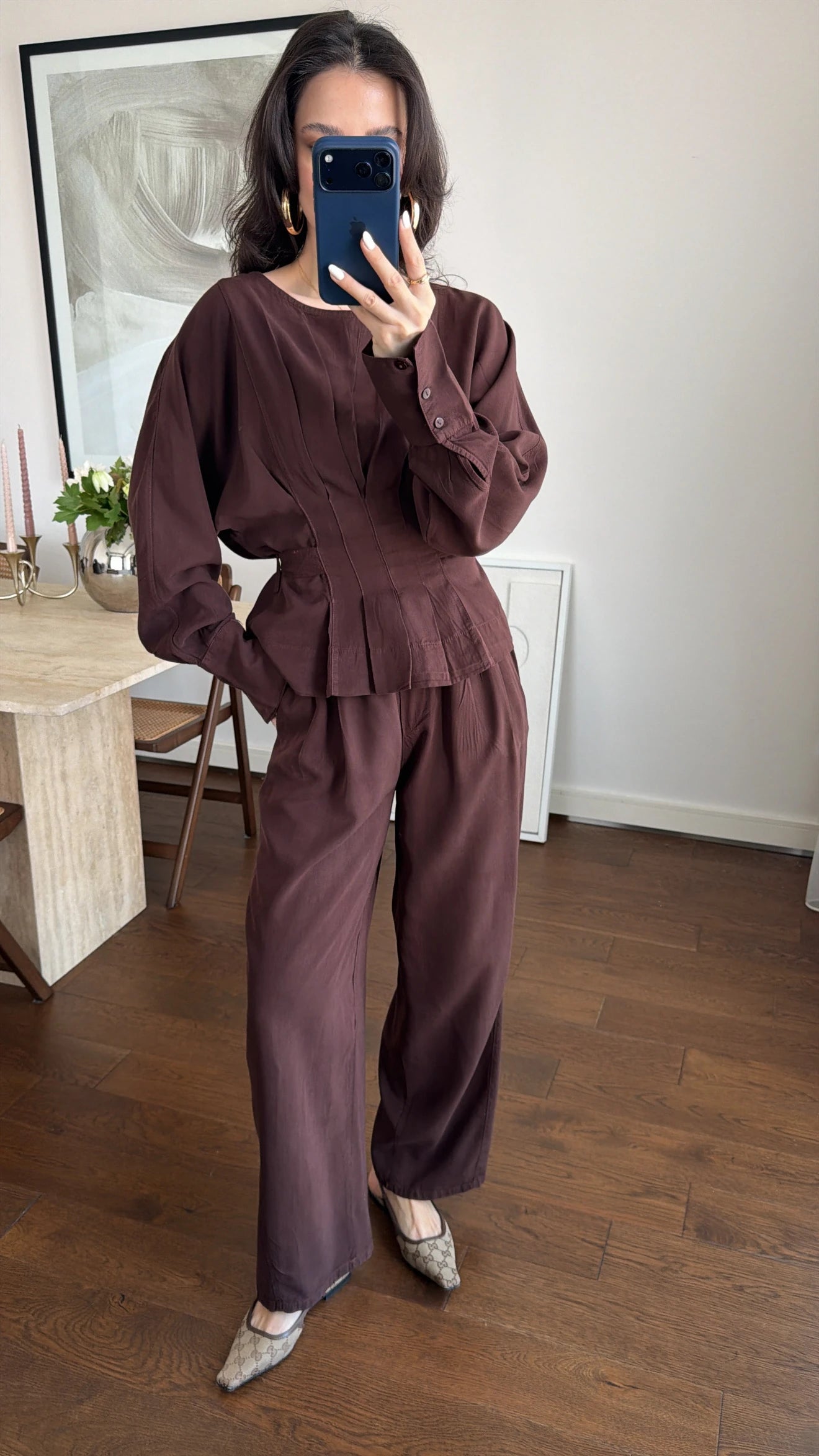 طقم بلوزة بربطة مع بنطلون بني - KP1553