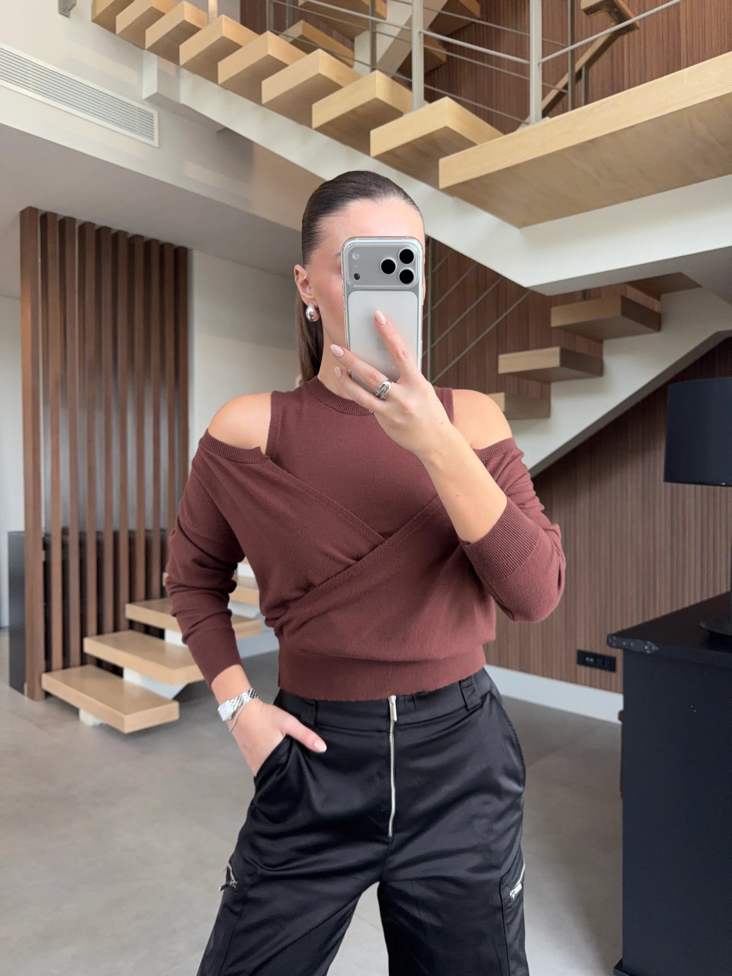 بلوزة بني - KP4401