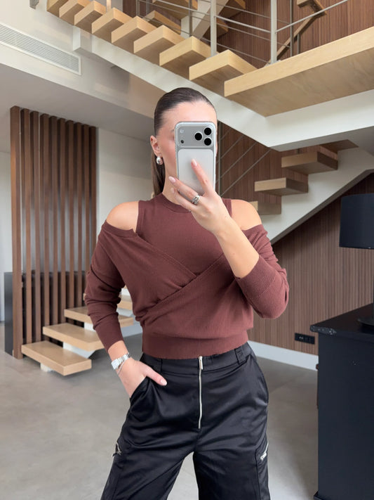 بلوزة بني - KP4401