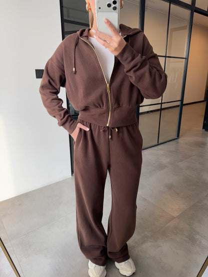 طقم تريننج بني - KP1467