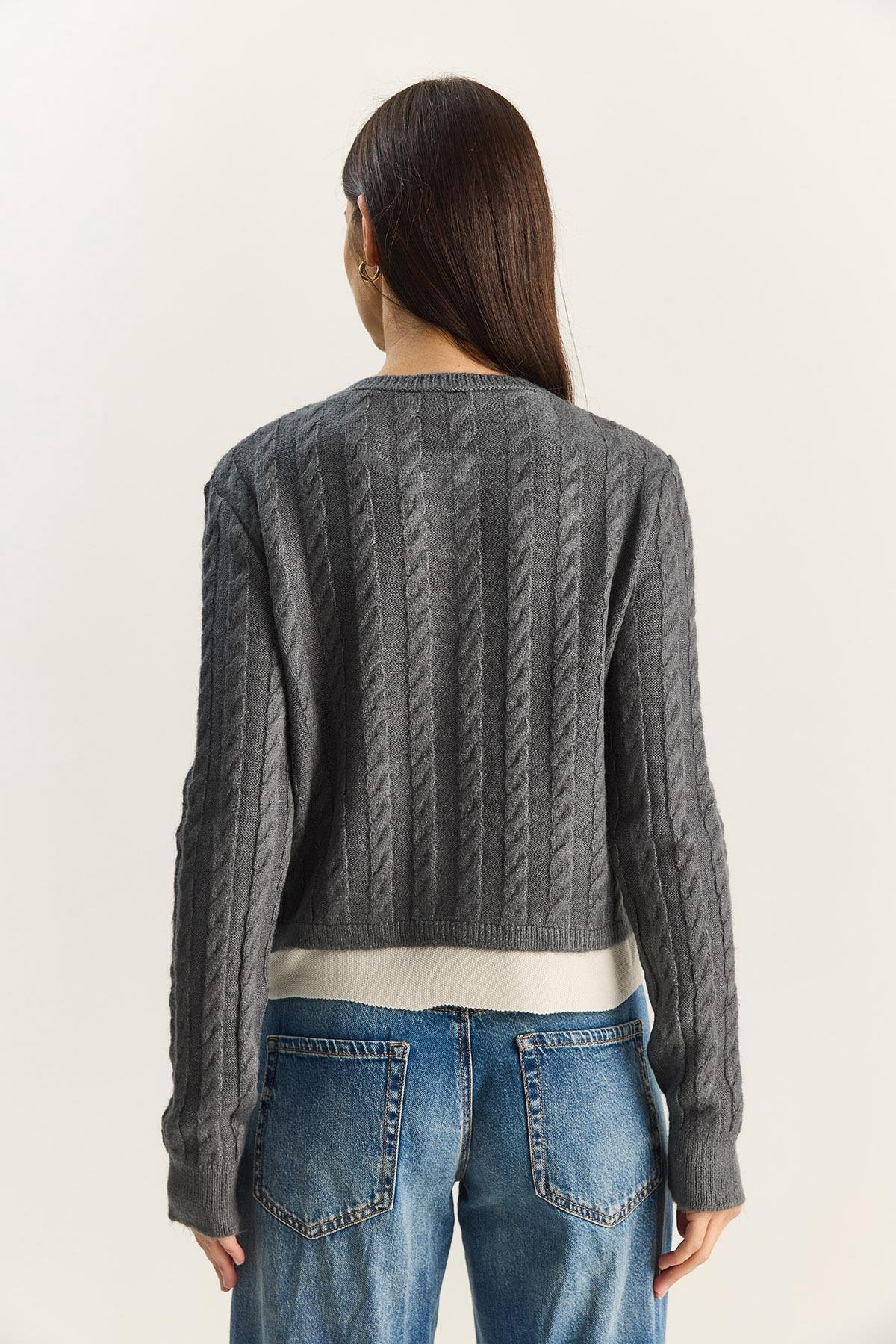 جرزة رمادي وابيض - KP4358