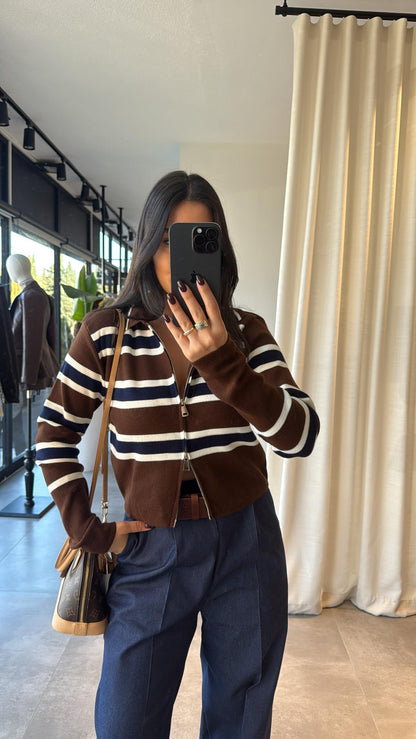 جرزة بسحاب مخططة كحلي وبني - KP4373