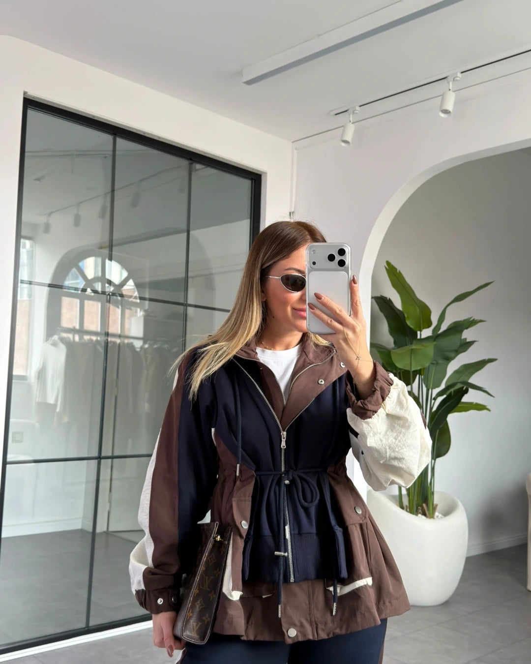 طقم كحلي ملون - KP1458