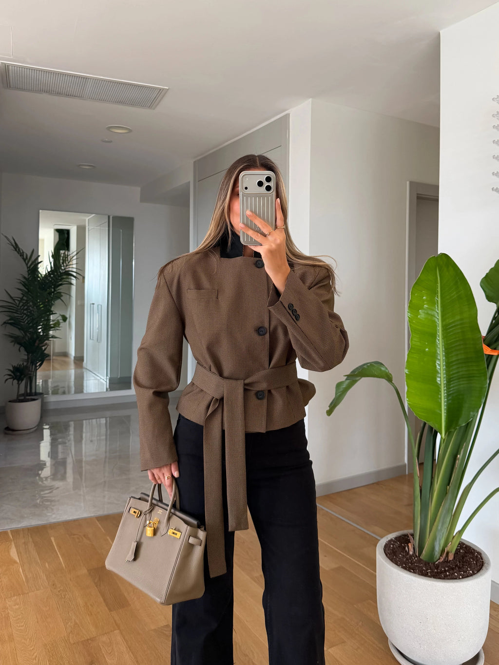 جكيت بني فاتح مربعات - KP7304
